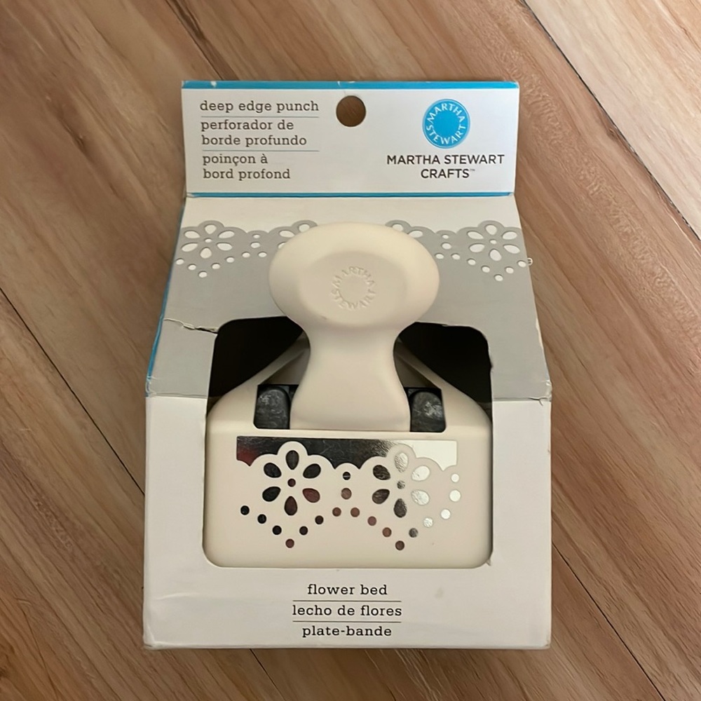 Martha Stewart Deep Edge Punch